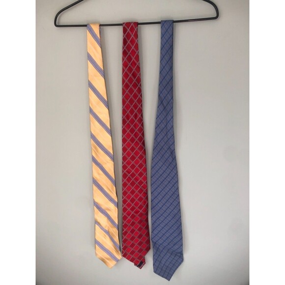 Michael Kors IZOD Men's Silk Tie Bundle Lot Red Blue Yellow - Picture 1 of 3